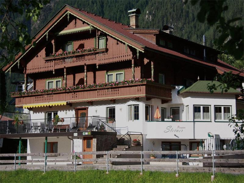 Pension Steiner Mayrhofen Exterior foto
